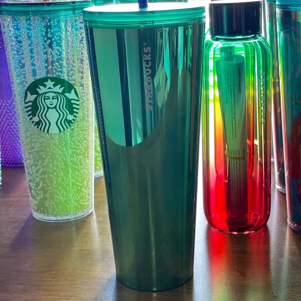 Starbucks Summer 2022 Metallic Green Tumbler - Picture 3 of 4